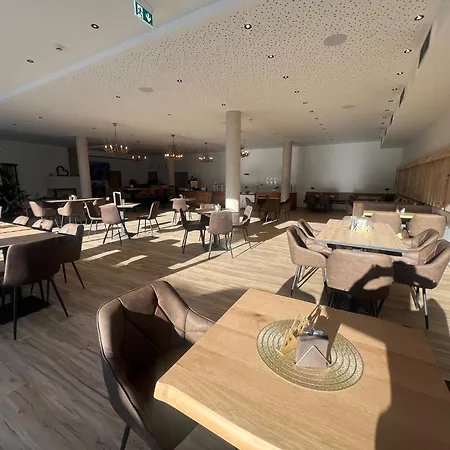 Haus Heimat 4*