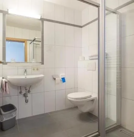 ゲストハウス Haus Heimat 4*